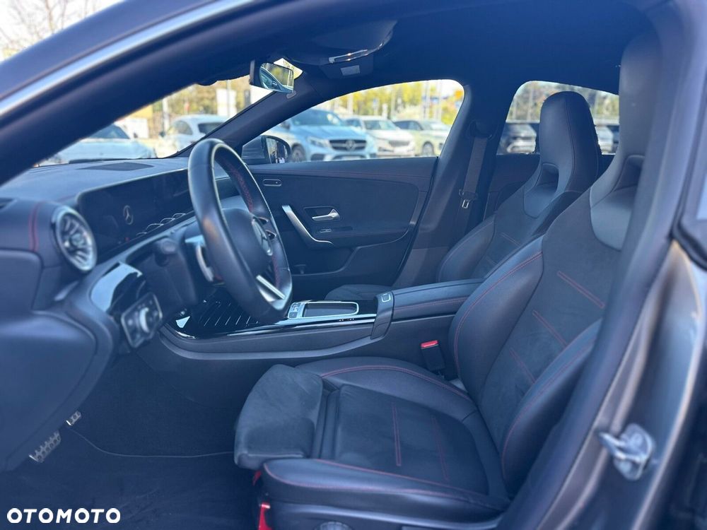 Mercedes-Benz CLA - 11