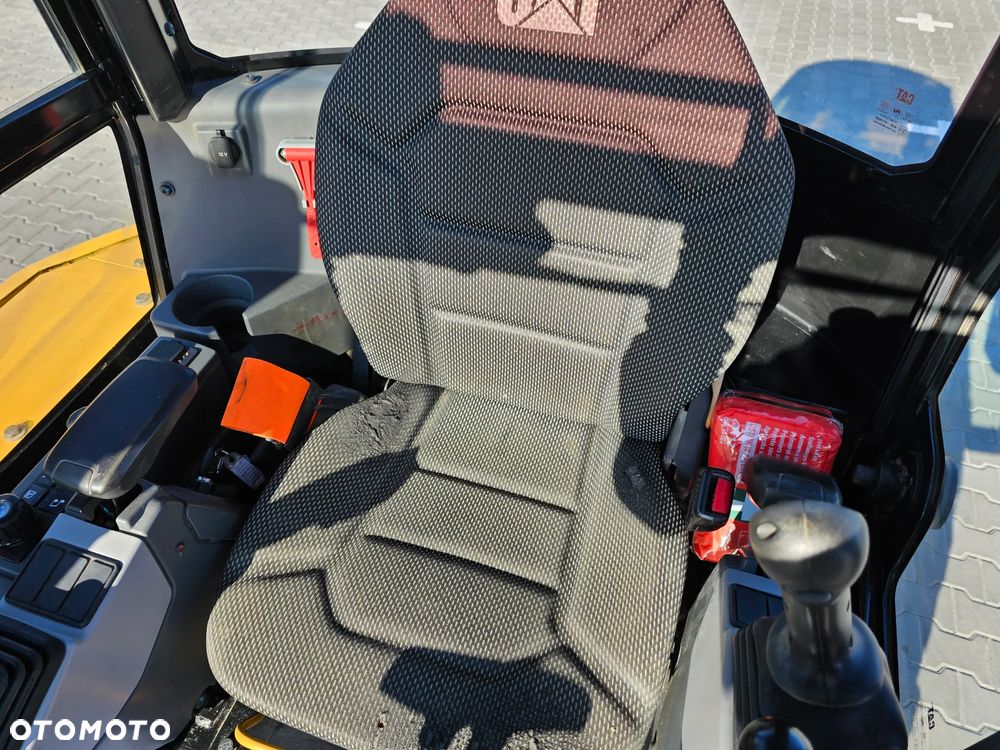 Caterpillar 303.5 - 15