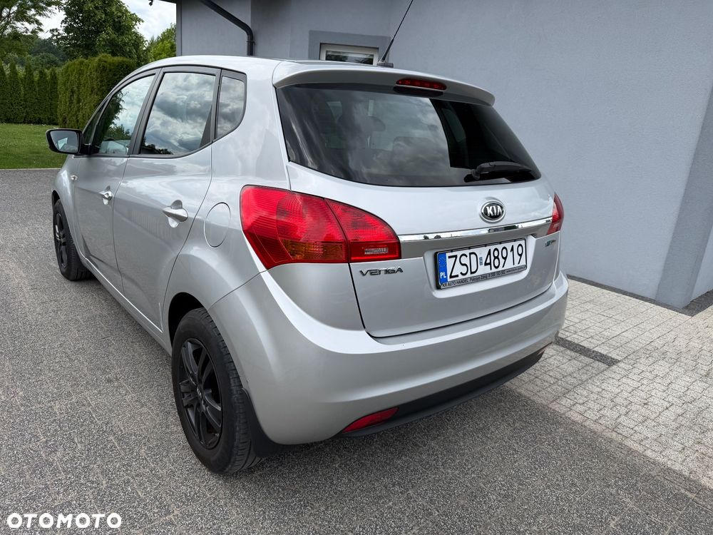 Kia Venga 1.6 CRDi 128 ISG Vision - 4