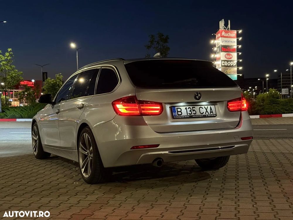 BMW Seria 3 318d DPF Touring Edition Sport - 12