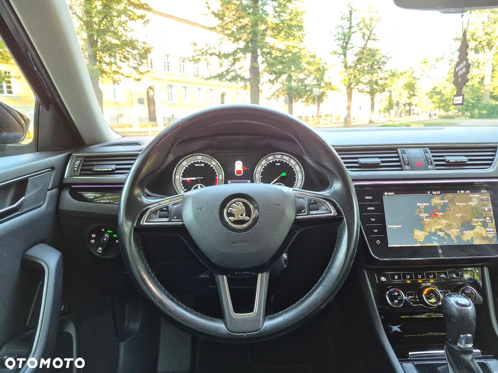 Skoda Superb 2.0 TDI 4x4 L&K DSG - 8