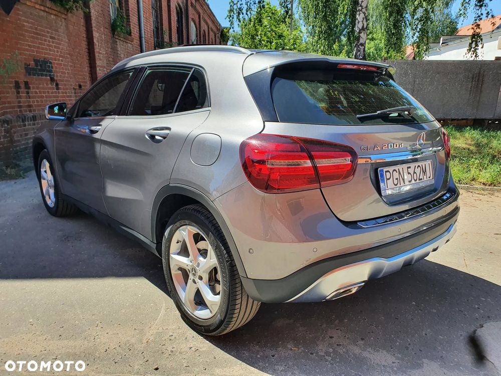 Mercedes-Benz GLA 200 d 7G-DCT Activity Edition - 6