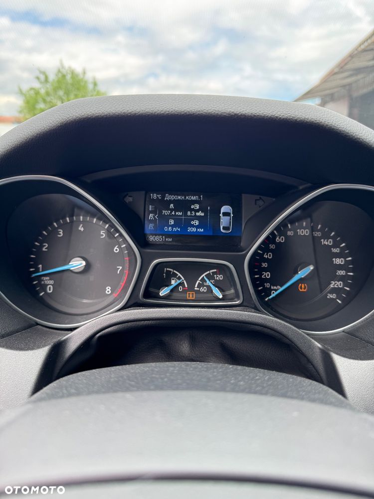Ford Focus 1.0 EcoBoost Active - 9