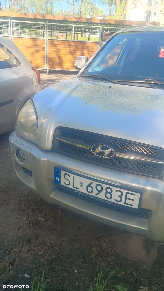 Hyundai Tucson 2.0 2WD Team 08 - 12