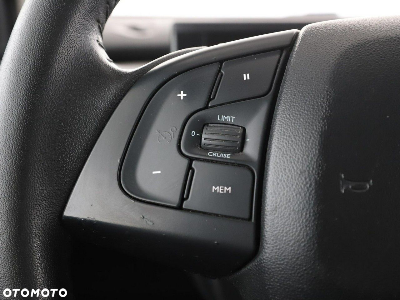 Citroën C4 Cactus 1.6 BlueHDi Feel - 28