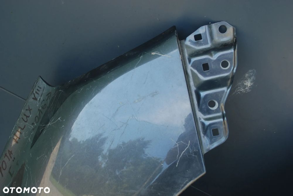 BŁOTNIK PRAWY PRZÓD PRZEDNI TOYOTA HILUX VIII 8 15- - 12
