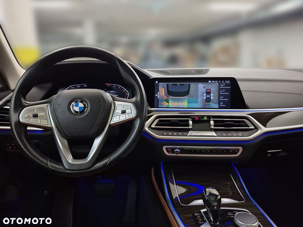 BMW X7 - 15