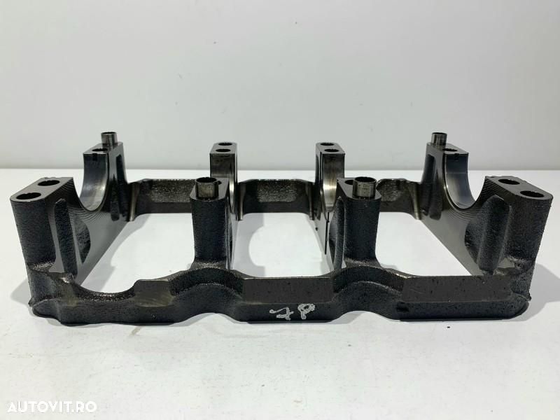 Suport echilibrare / balans motor Volkswagen Touareg 2 (2010-2015) [7P] 3.0 tdi CRCA 245 cp - 2