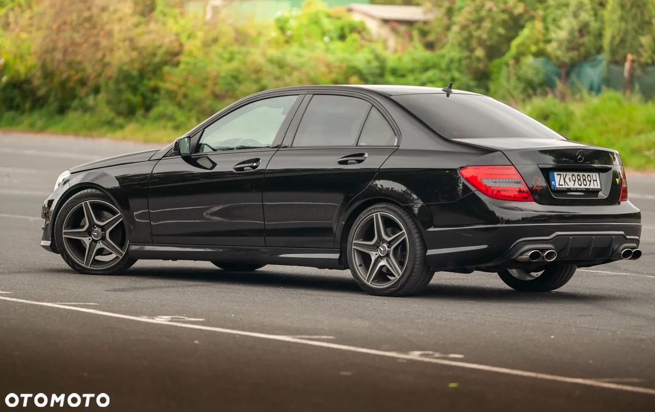 Mercedes-Benz Klasa C 350 CDI DPF (BlueEFFICIENCY) 7G-TRONIC Avantgarde - 8