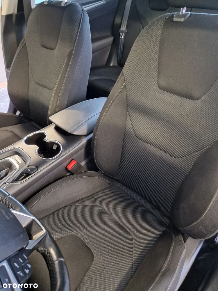 Ford Mondeo 1.5 EcoBoost Titanium - 30