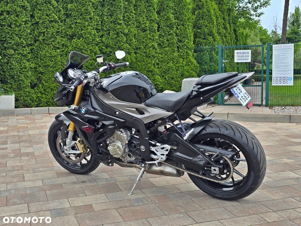 BMW S - 14