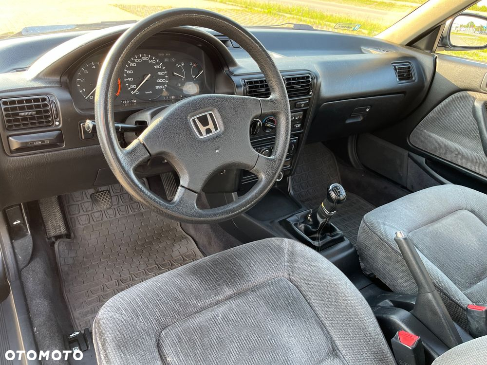 Honda Accord 2.0i-16 EX abs - 11