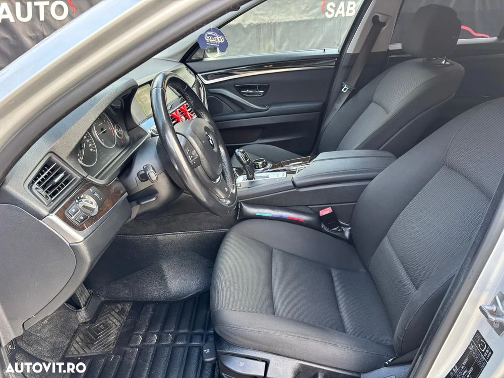 BMW Seria 5 520d - 11