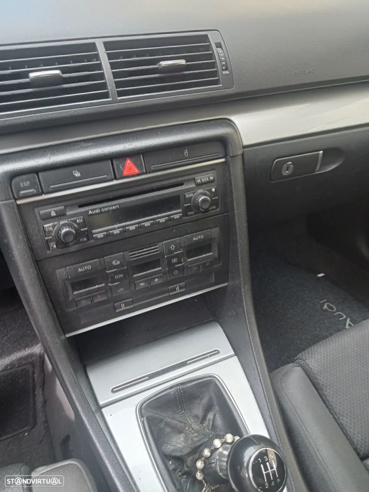 Audi A4 1.9 TDI m6 - 6