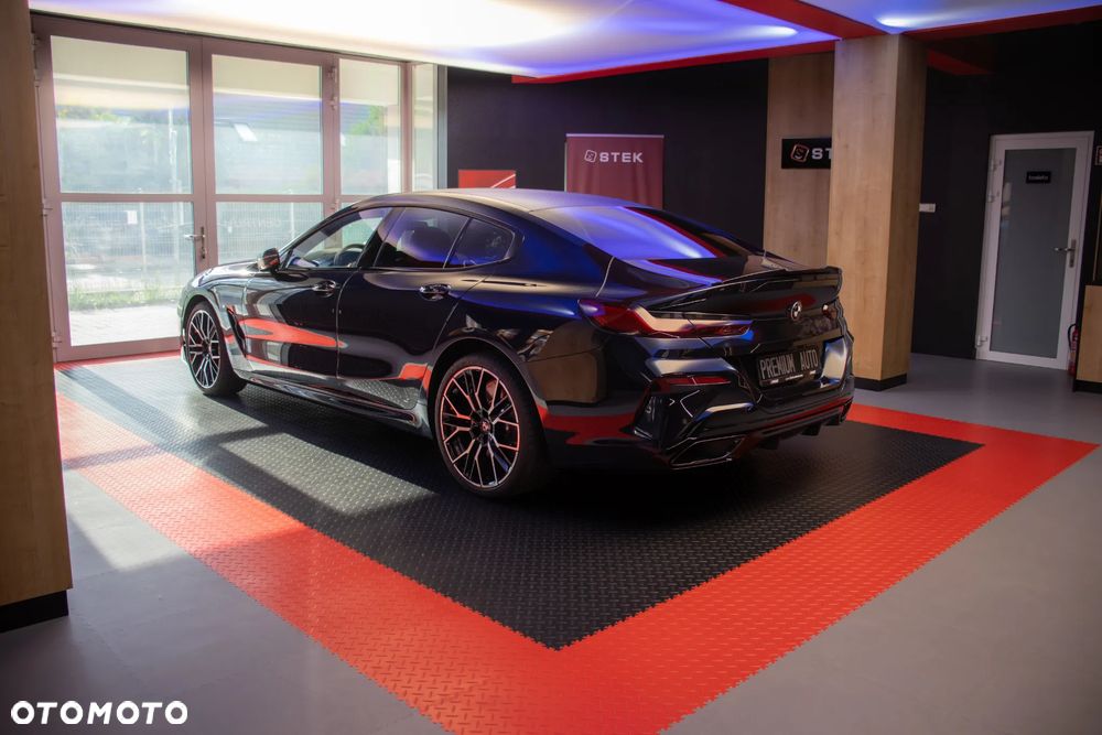 BMW Seria 8 - 21