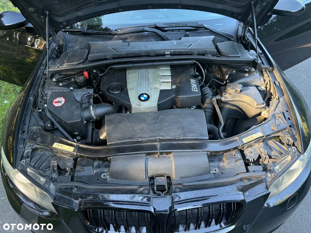BMW Seria 3 320d DPF - 1