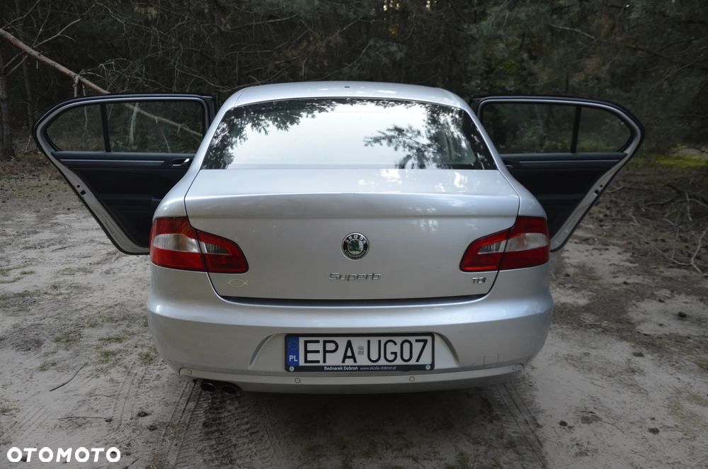 Skoda Superb 2.0 TDI Active - 11