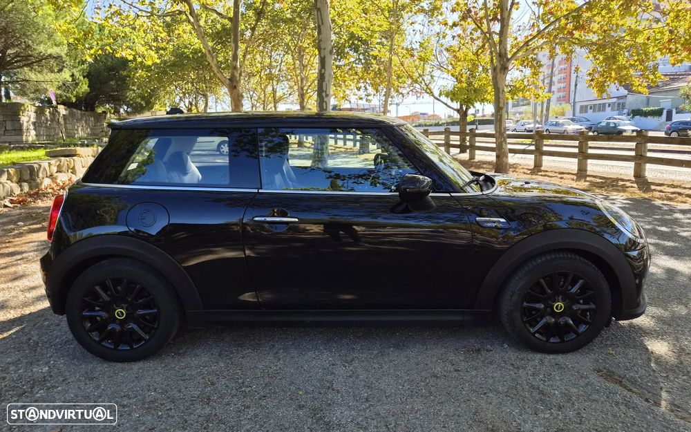 MINI 3 Portas Cooper SE Camden Edition - 9