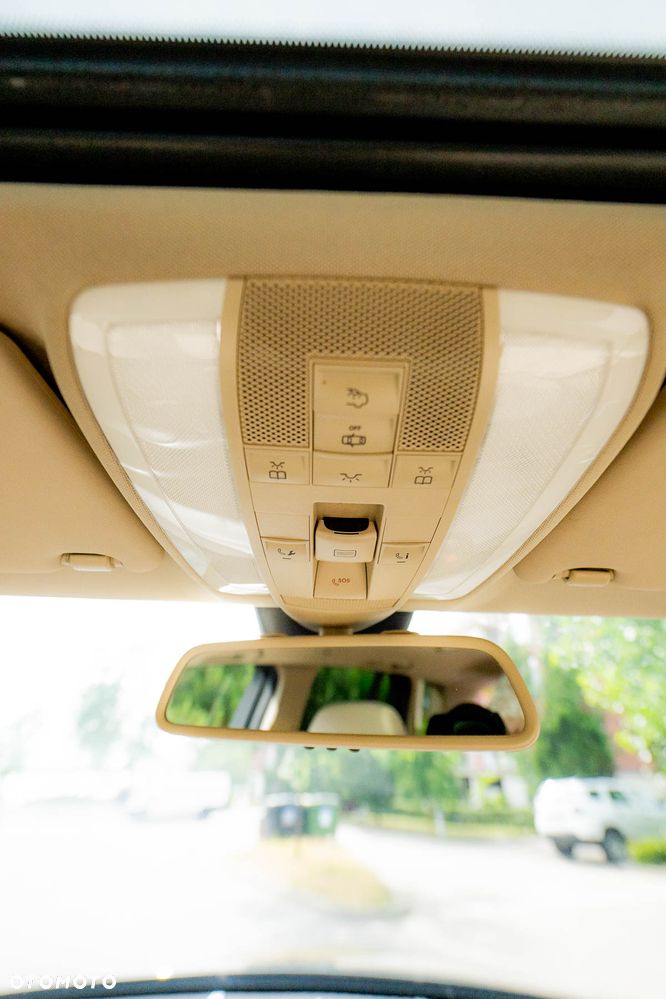 Mercedes-Benz GLK 350 4Matic (BlueEFFICIENCY) 7G-TRONIC - 11