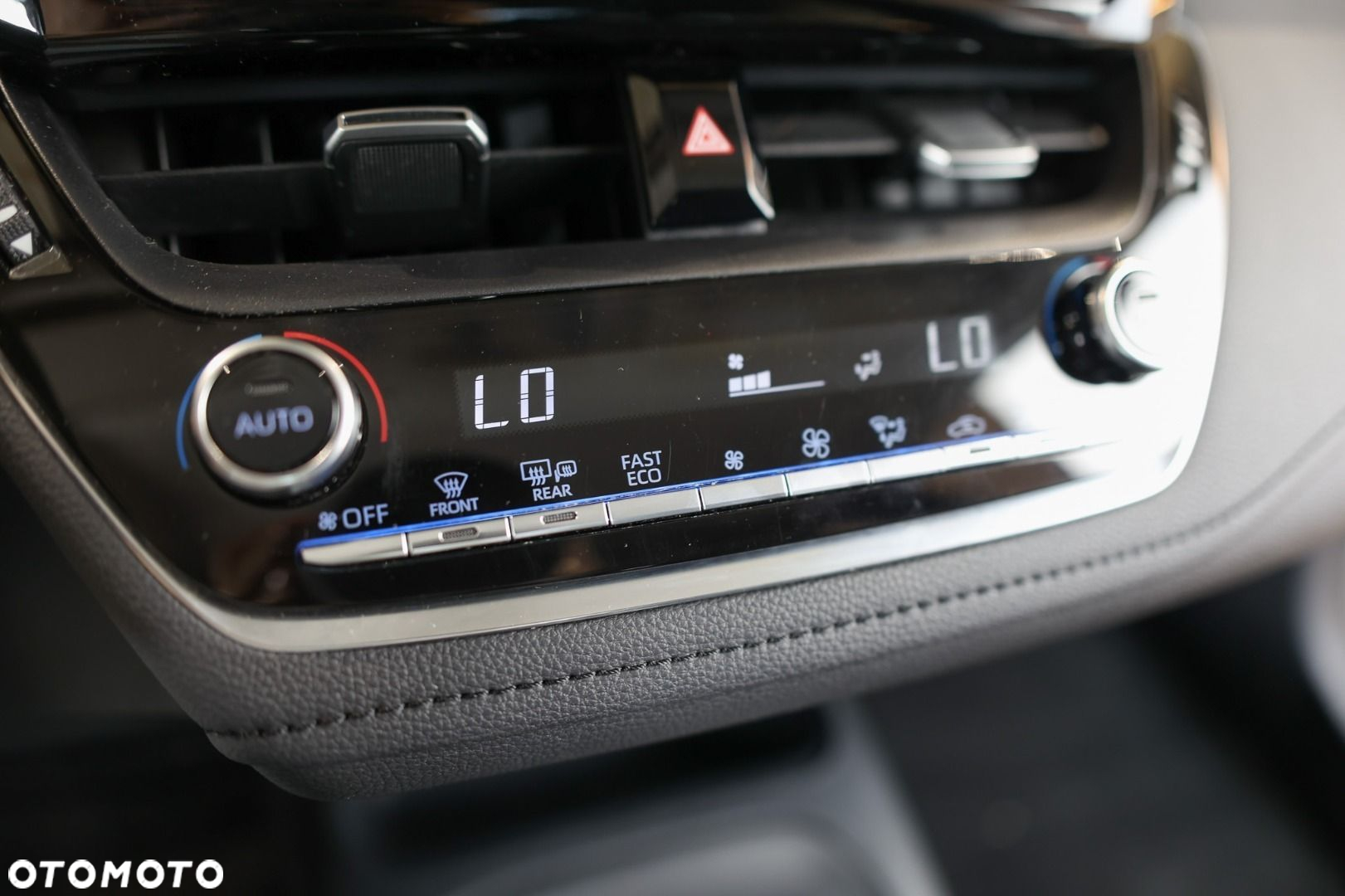Toyota Corolla - 28