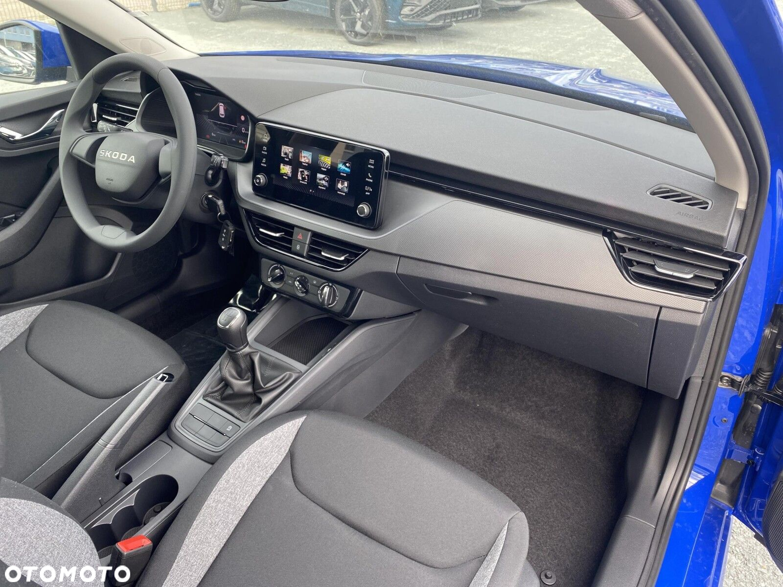 Skoda Kamiq 1.0 TSI Essence - 32