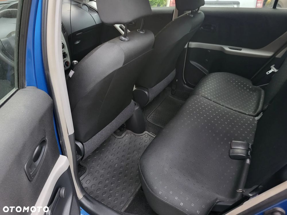 Toyota Yaris 1.0 Luna A/C - 16