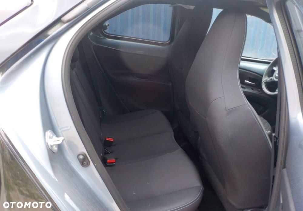 Toyota Aygo X - 18