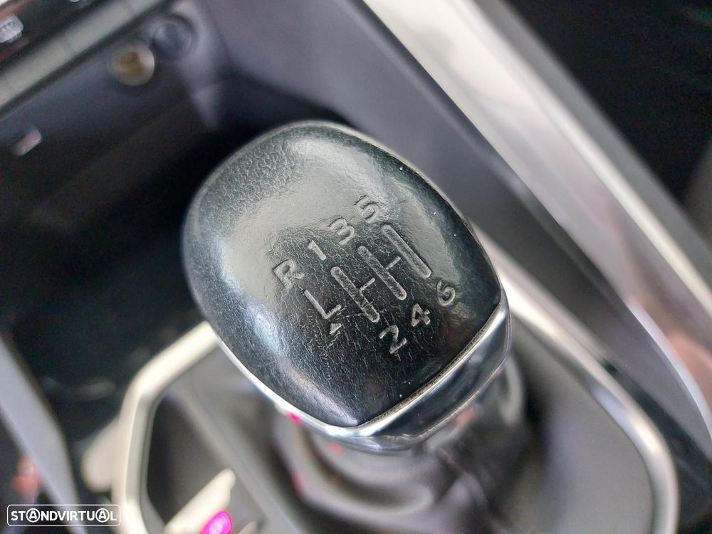 Peugeot 3008 1.5 BlueHDi Active Pack - 39