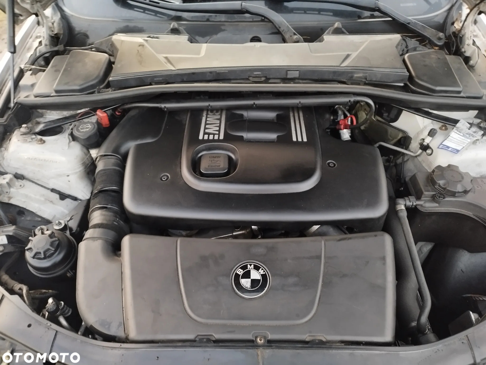 BMW Seria 3 320d DPF Touring - 5