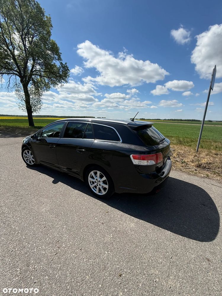 Toyota Avensis 2.0 D-4D Sol plus - 28