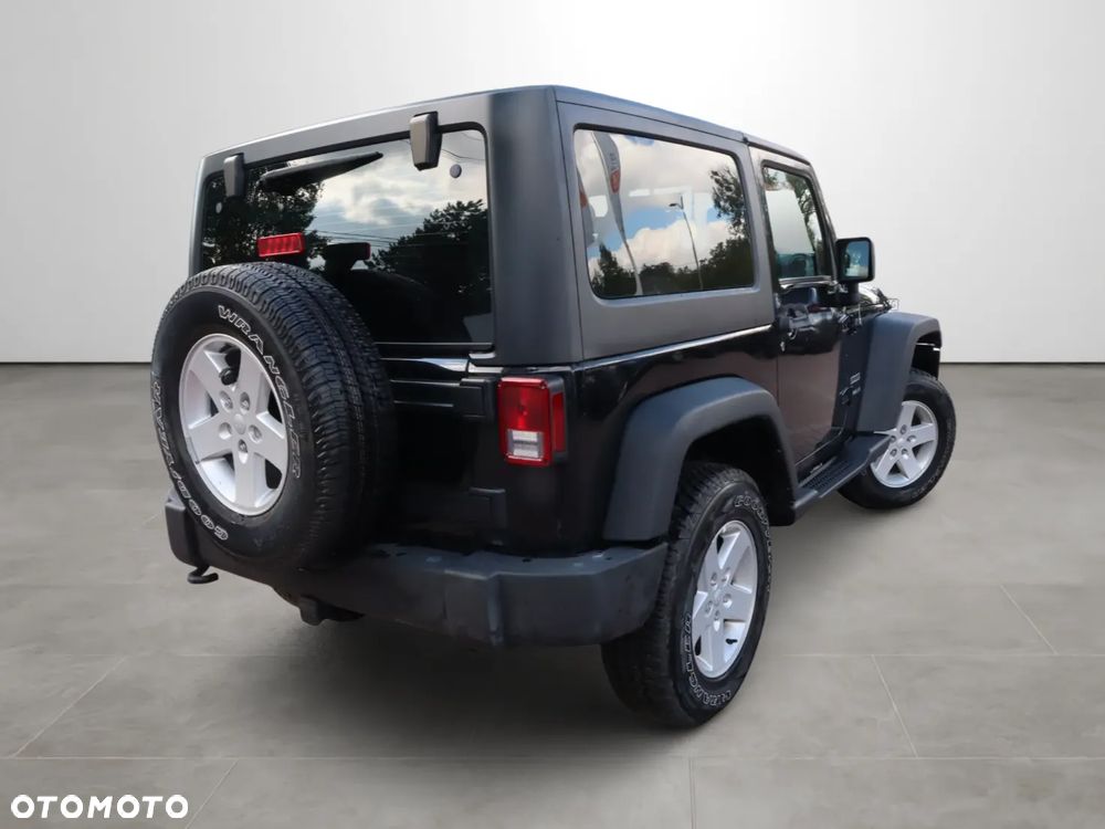 Jeep Wrangler - 2