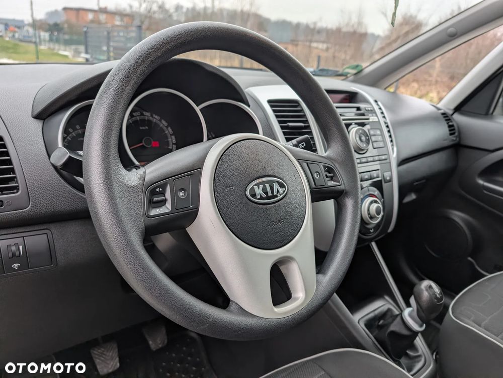 Kia Venga 1.4 L - 15