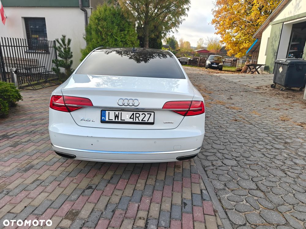 Audi A8 - 5
