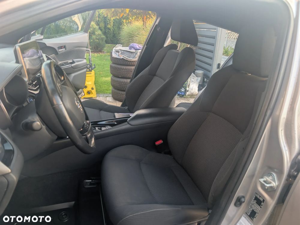 Toyota C-HR - 30