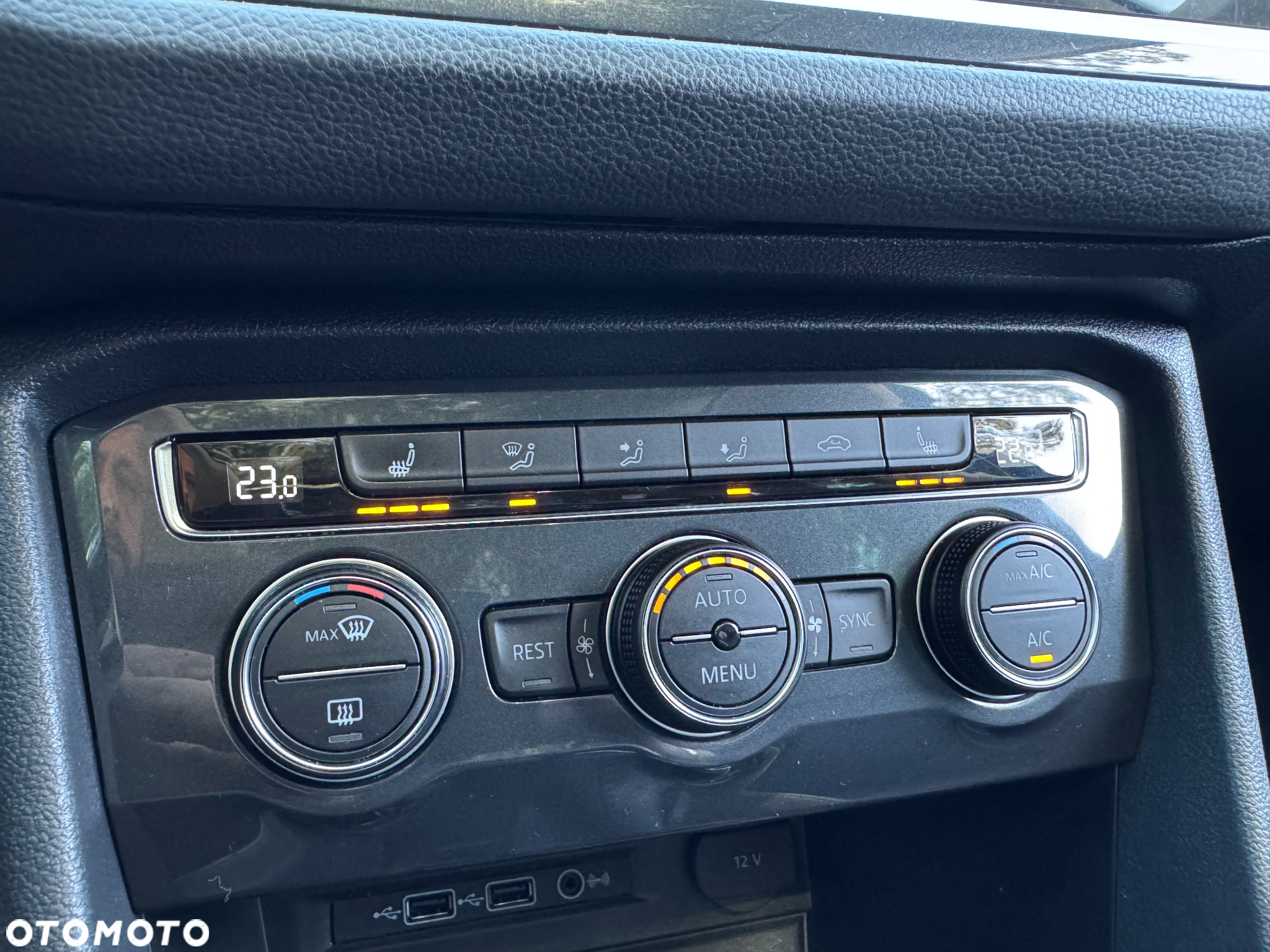 Volkswagen Tiguan 1.5 TSI EVO Comfortline - 27