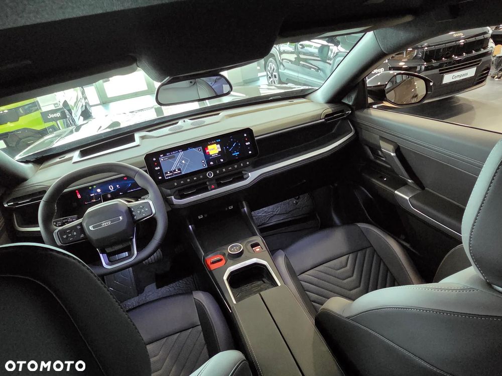 Jeep Compass 1.2 T3 mHEV First Edition FWD DCT - 13