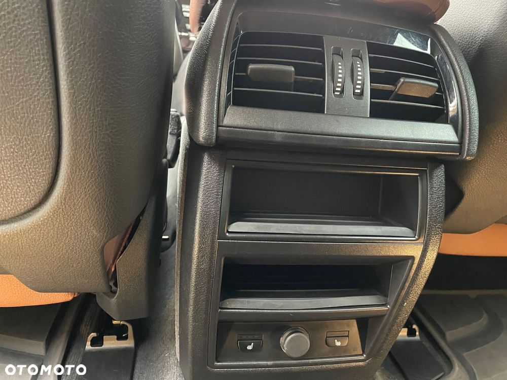 BMW X5 xDrive25d - 10