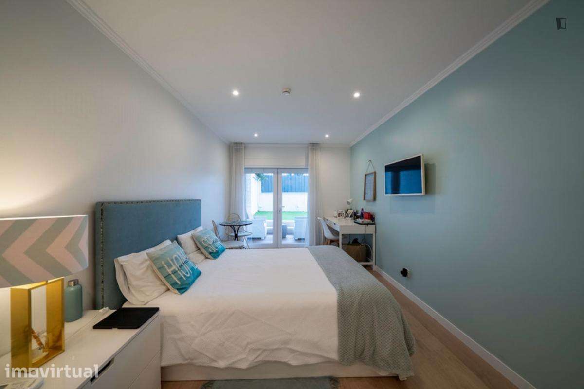 Quarto - localizado em Carcavelos Lisbon - Grande imagem: 4/27