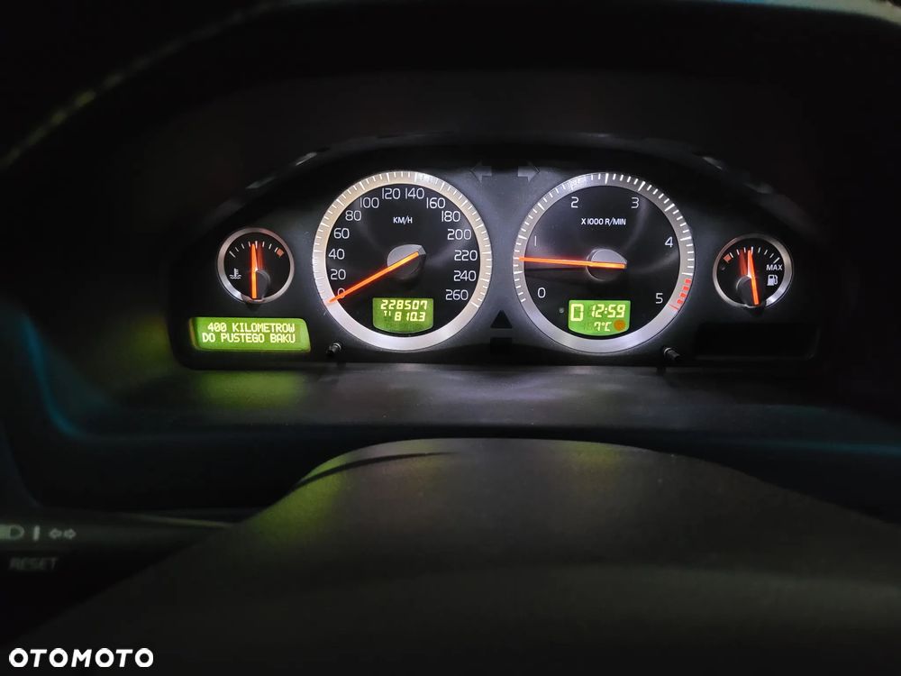 Volvo S60 2.4D Momentum - 9