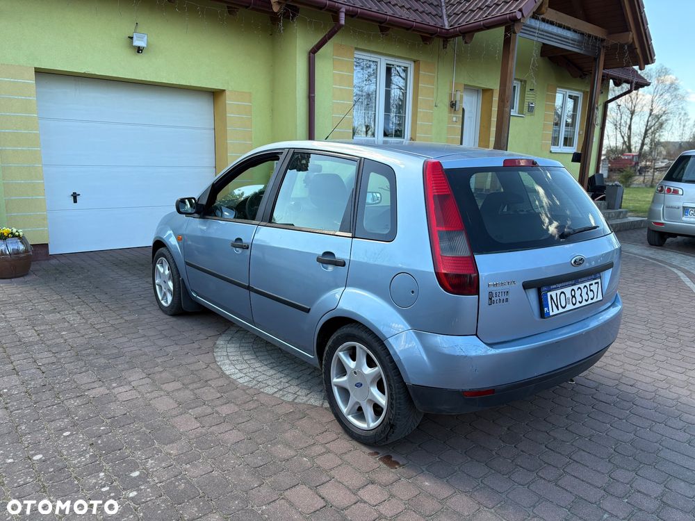 Ford Fiesta - 5