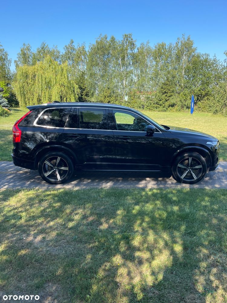 Volvo XC 90 T8 AWD Plug-In Hybrid R-Design 7os - 7