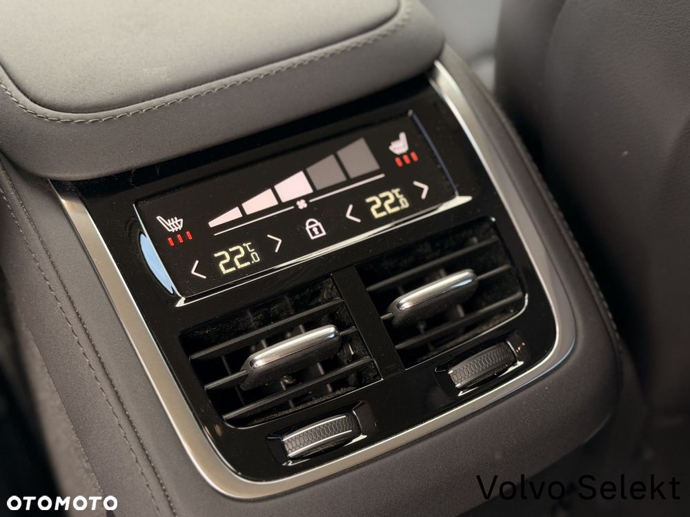 Volvo XC 90 - 25