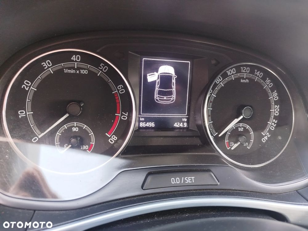 Skoda Fabia 1.0 TSI Ambition - 11
