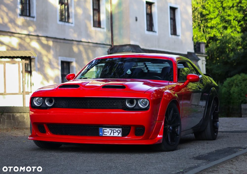 Dodge Challenger - 5
