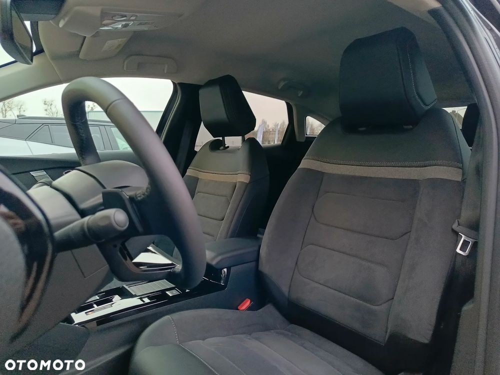 Citroën C4 1.2 PureTech Max S&S EAT8 - 12