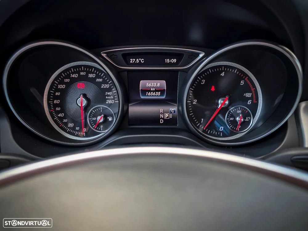 Mercedes-Benz CLA 200 d 7G-DCT AMG Line - 25