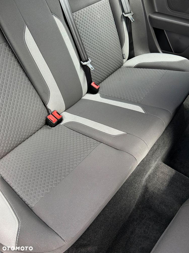 Ford Fiesta - 16