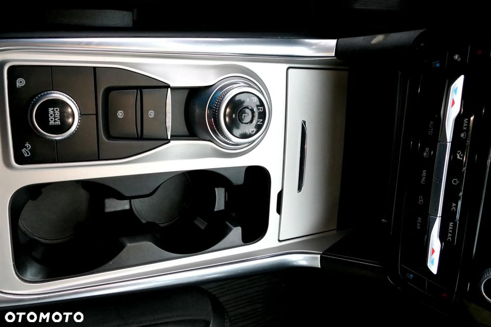 Ford Explorer 3.0 EcoBoost PHEV 4WD Platinum - 24