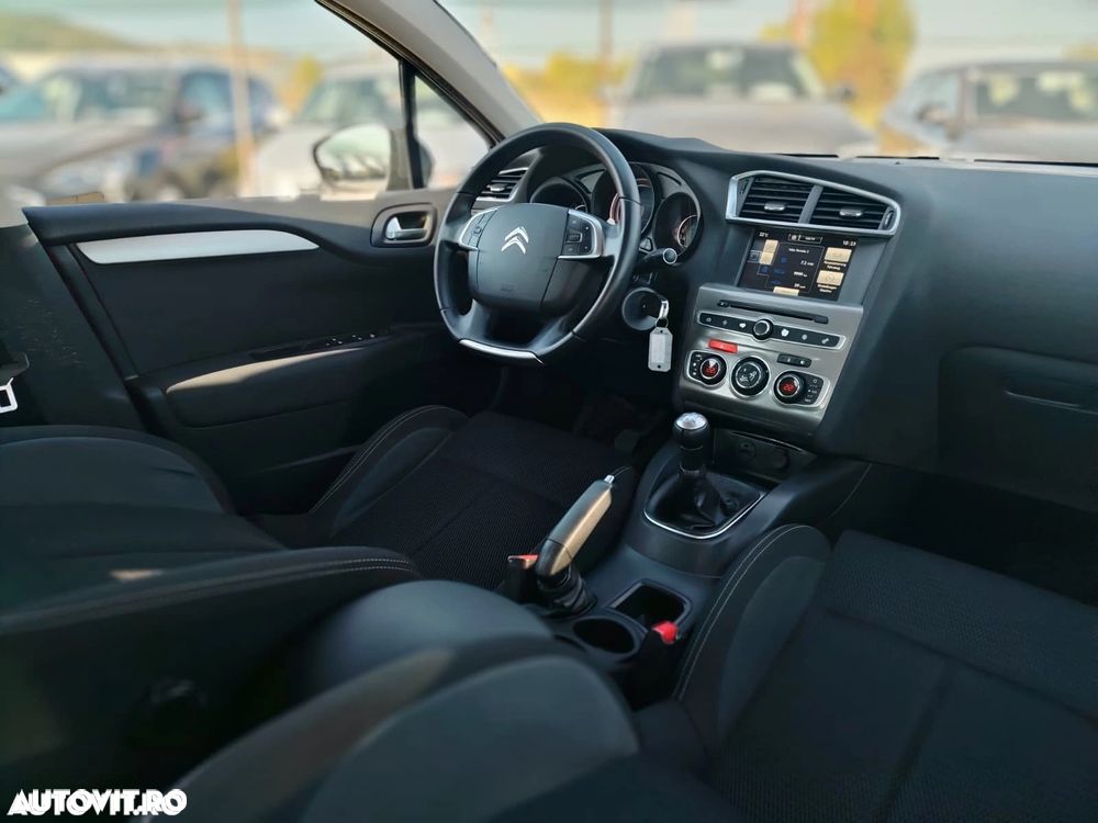 Citroën C4 PureTech 110 Selection - 6
