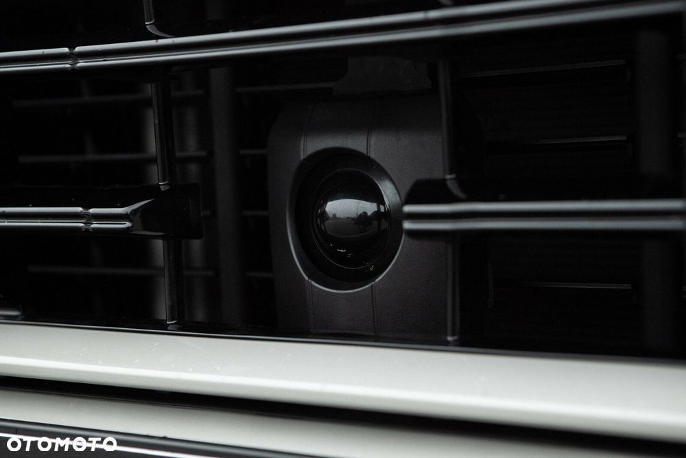 Porsche Cayenne - 16